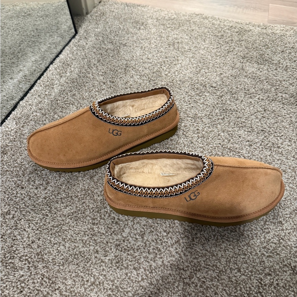 UGG Tasman II Chestnut Size 10 UNWORN